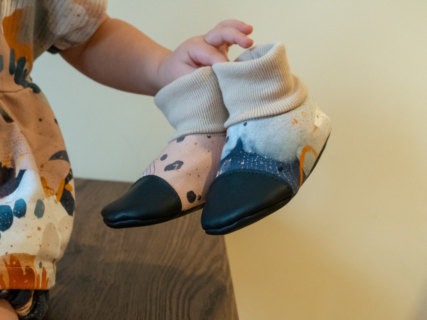 Baby Slip-On Menta Booties