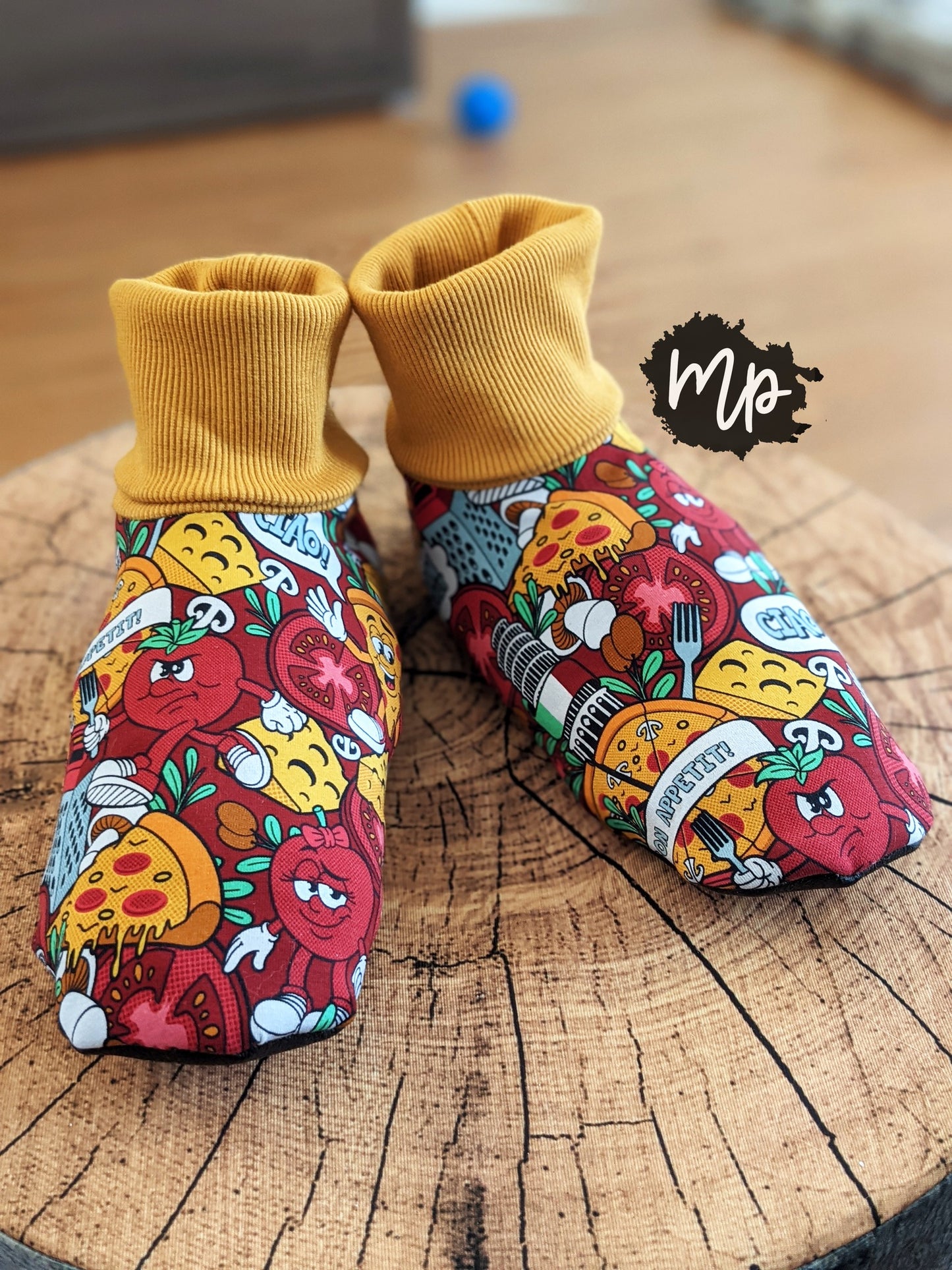 Adult Slip-On Menta Booties