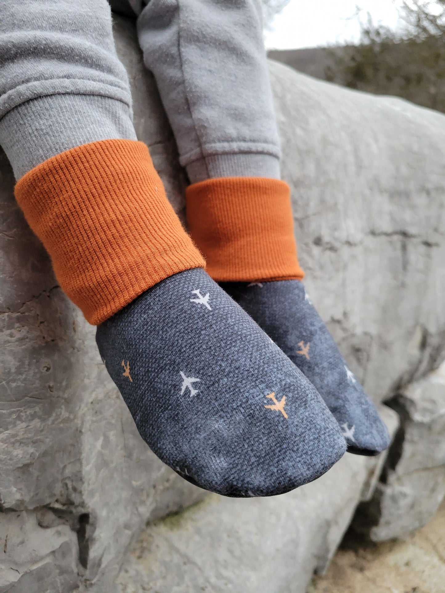 Young Child Slip-On Menta Booties