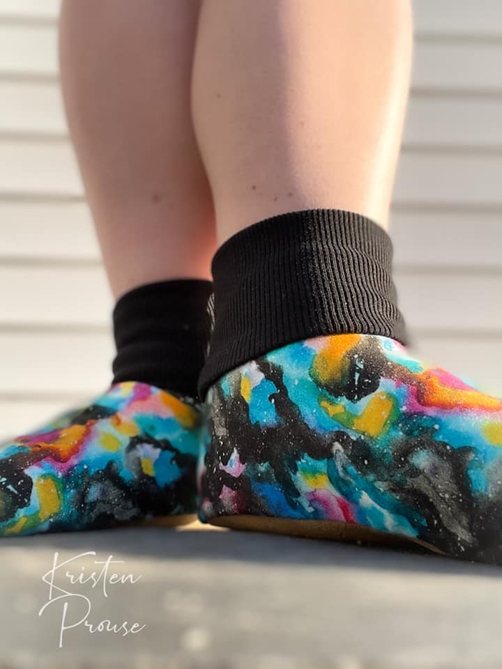 Adult Slip-On Menta Booties