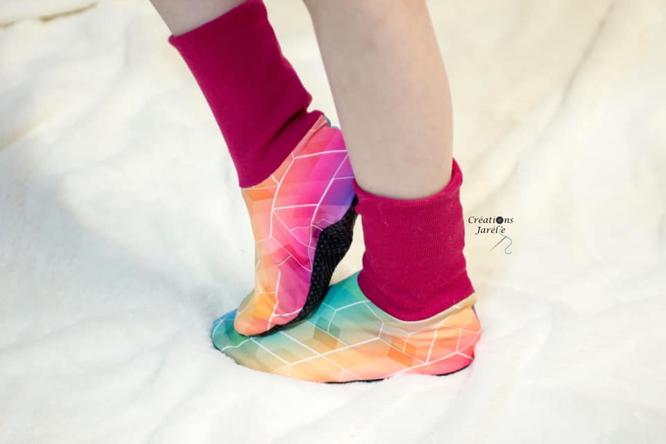 Young Child Slip-On Menta Booties