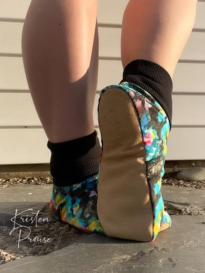 Adult Slip-On Menta Booties
