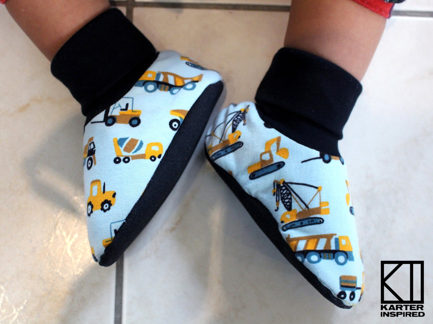 Baby Slip-On Menta Booties