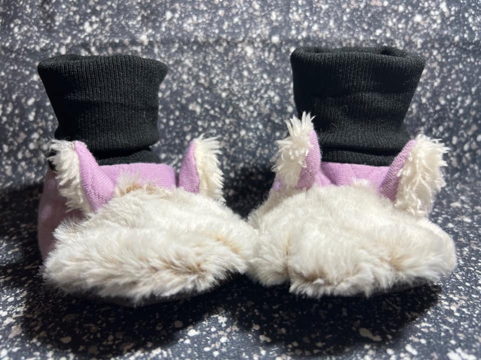 Baby Slip-On Menta Booties