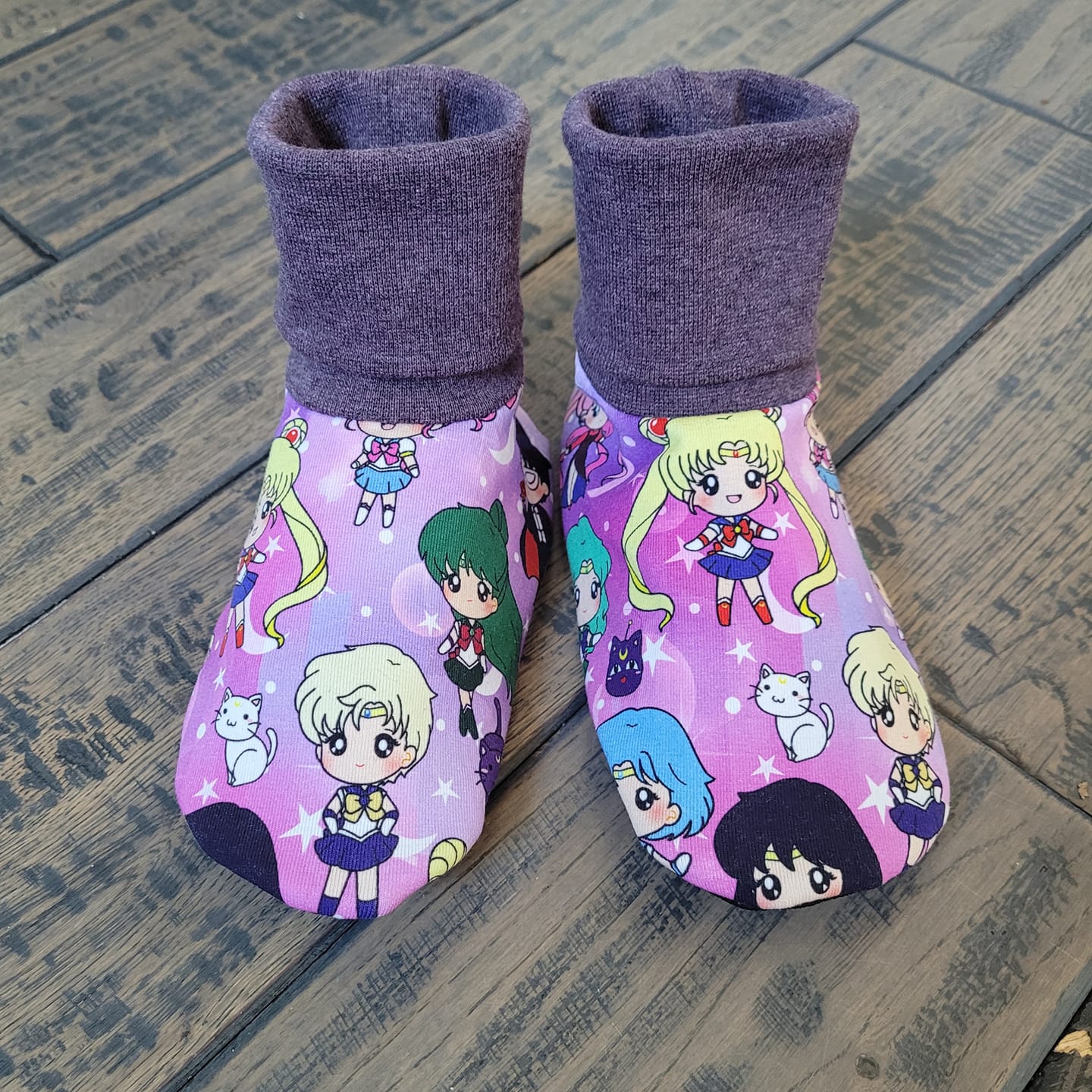 Young Child Slip-On Menta Booties