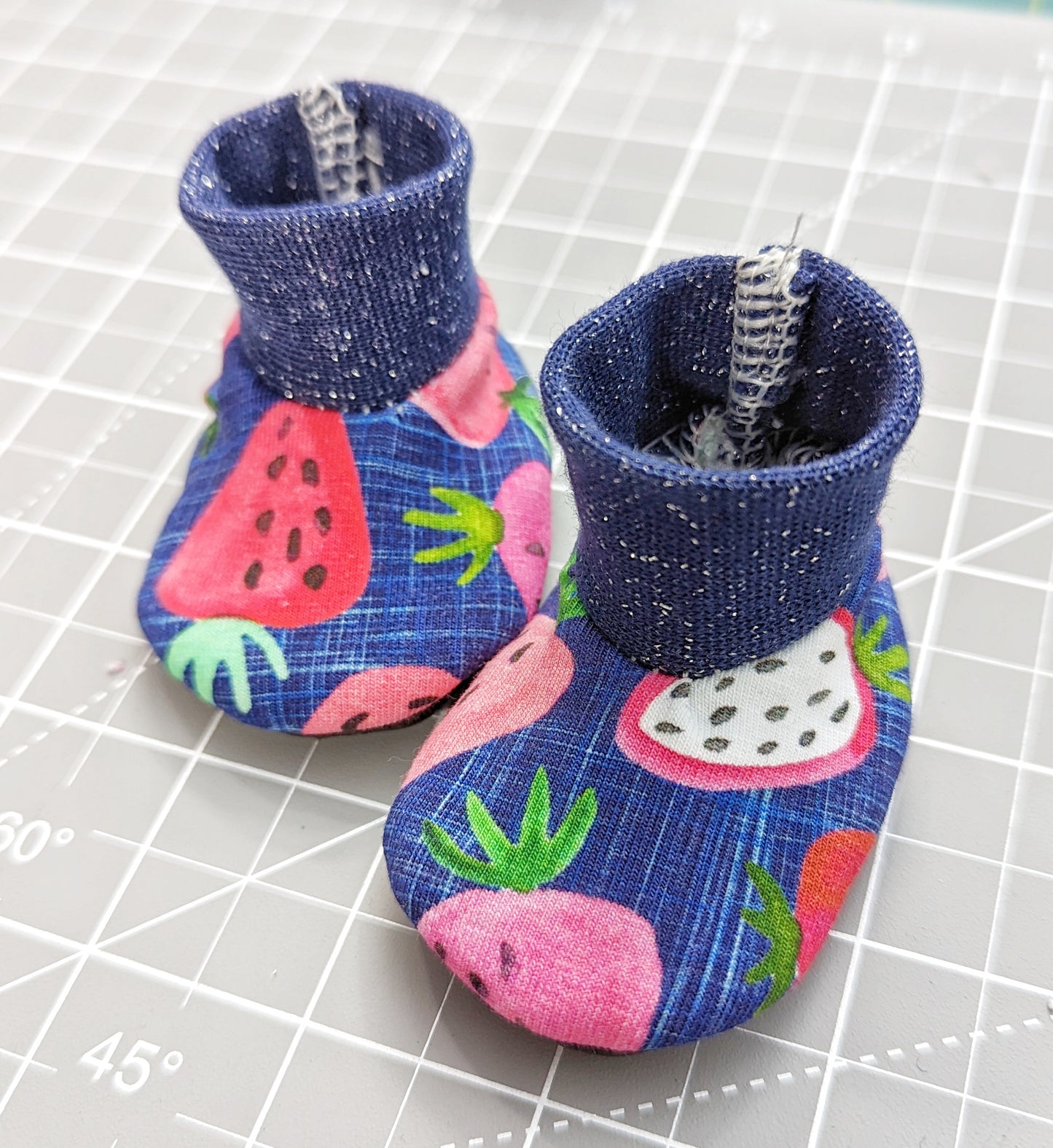 Slip-On Menta Booties 13" to 18" Dolls