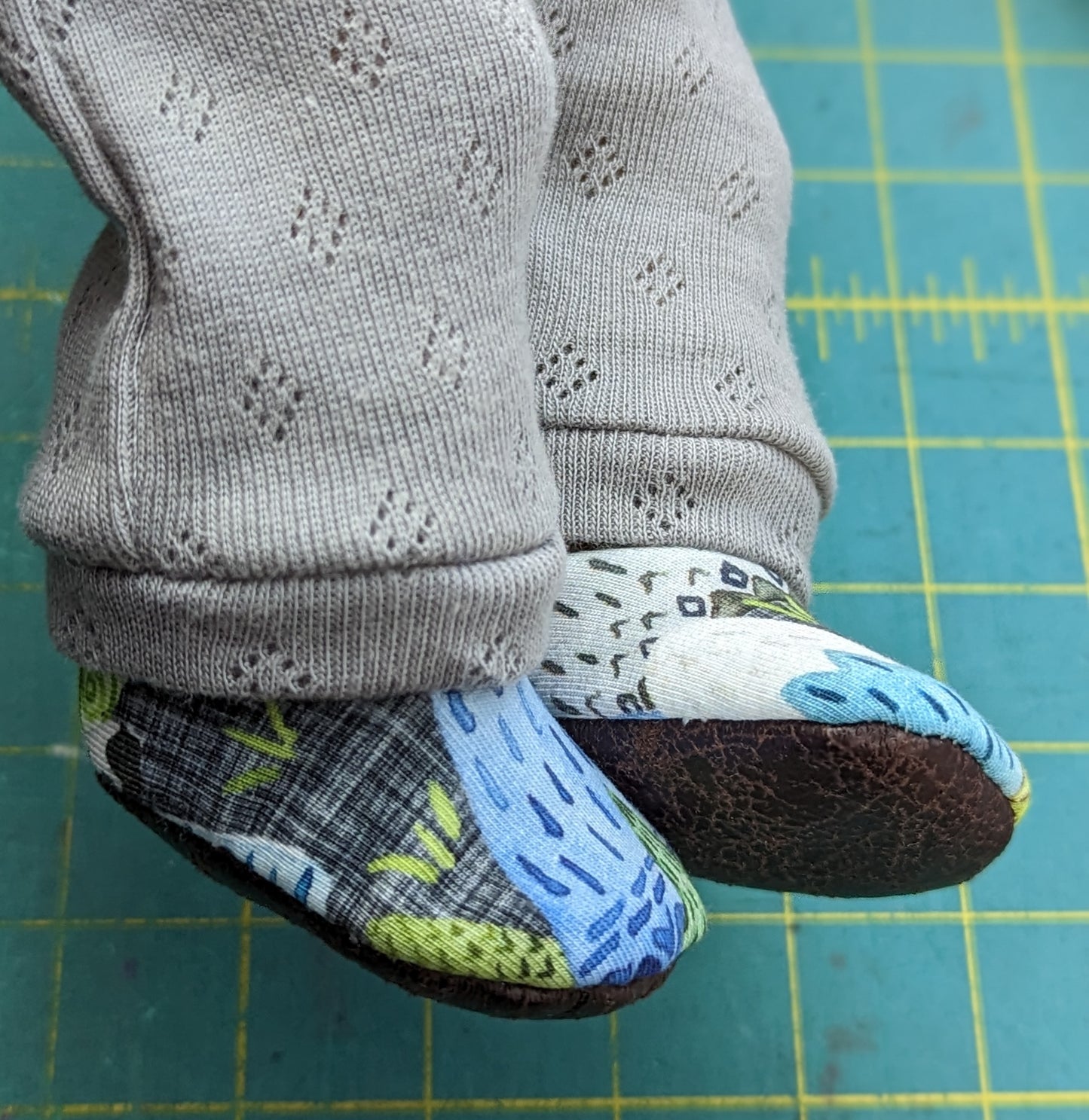 Slip-On Menta Booties 13" to 18" Dolls