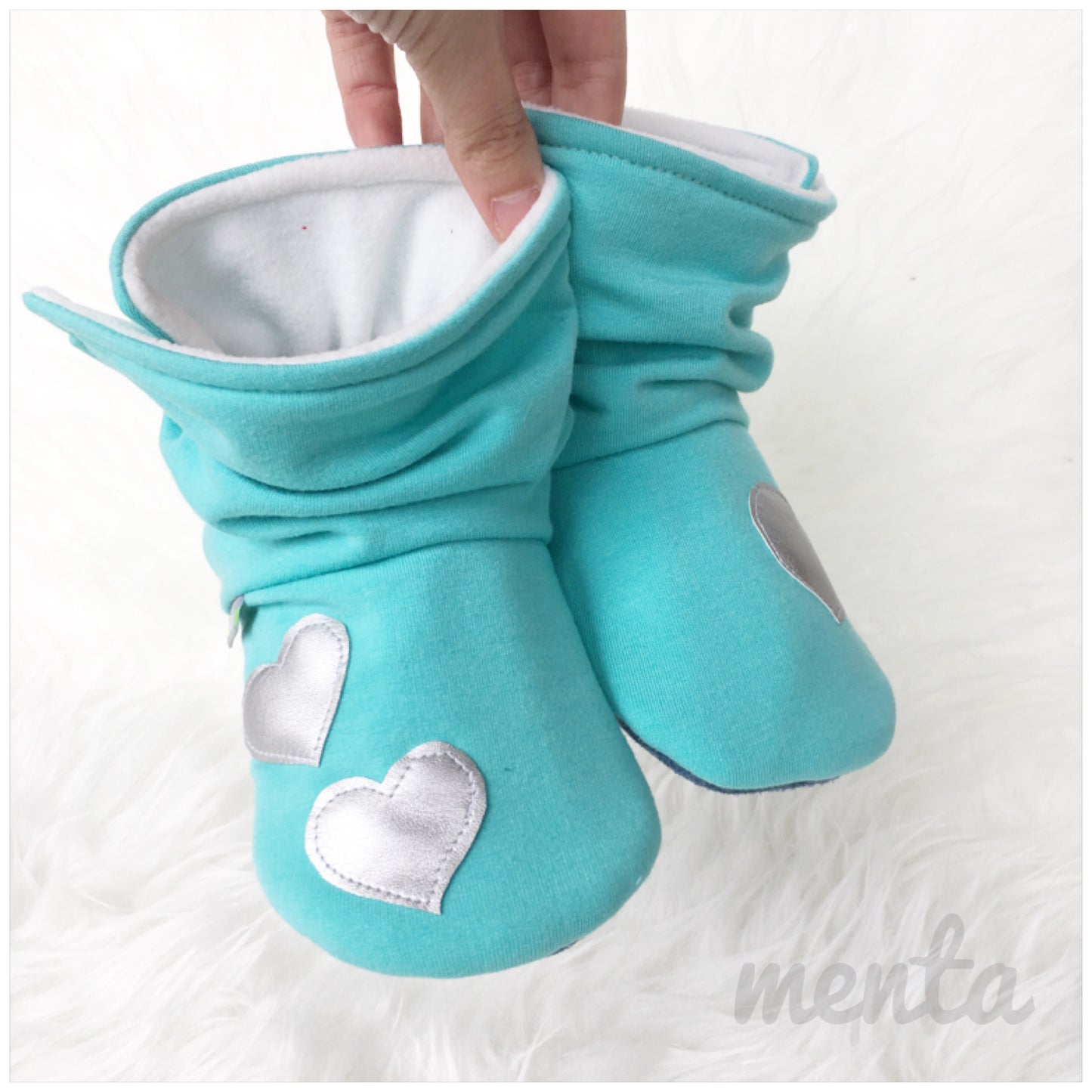 Young Child Menta Booties