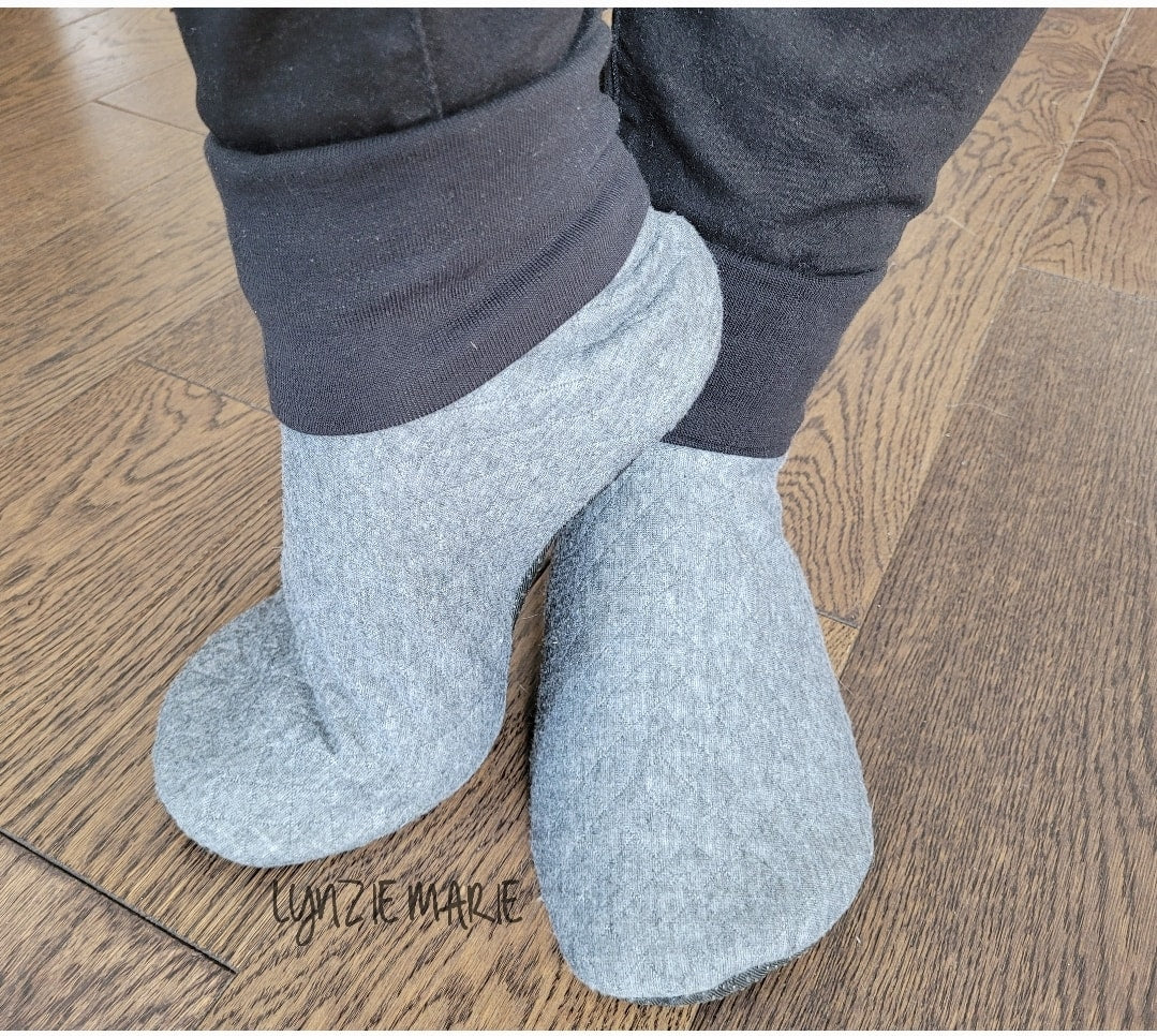 Adult Slip-On Menta Booties