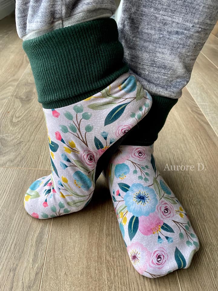 Adult Slip-On Menta Booties