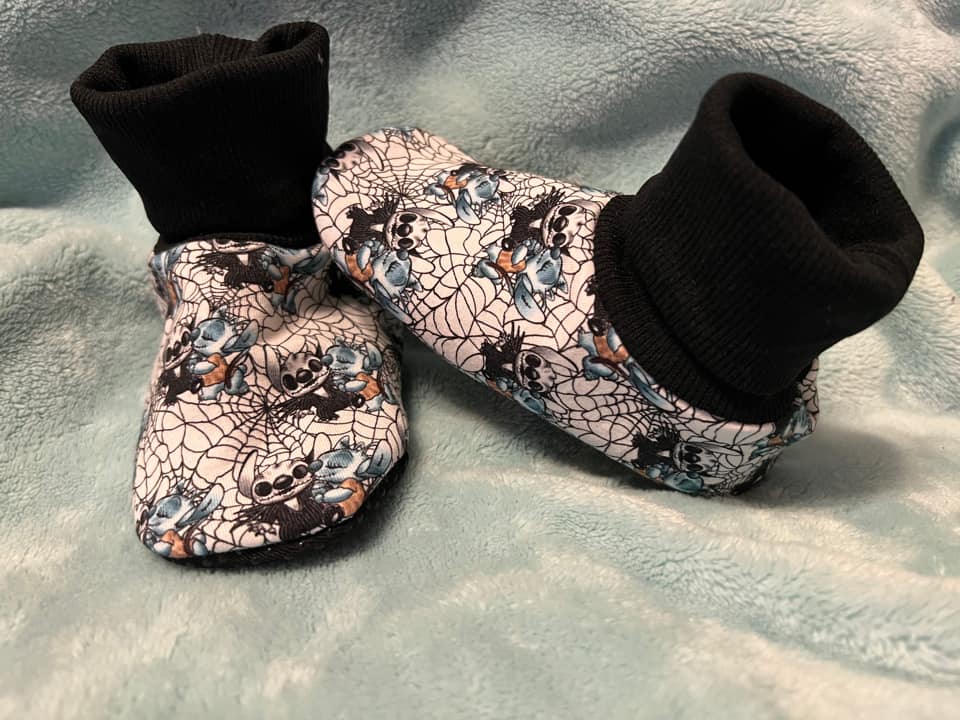 Baby Slip-On Menta Booties