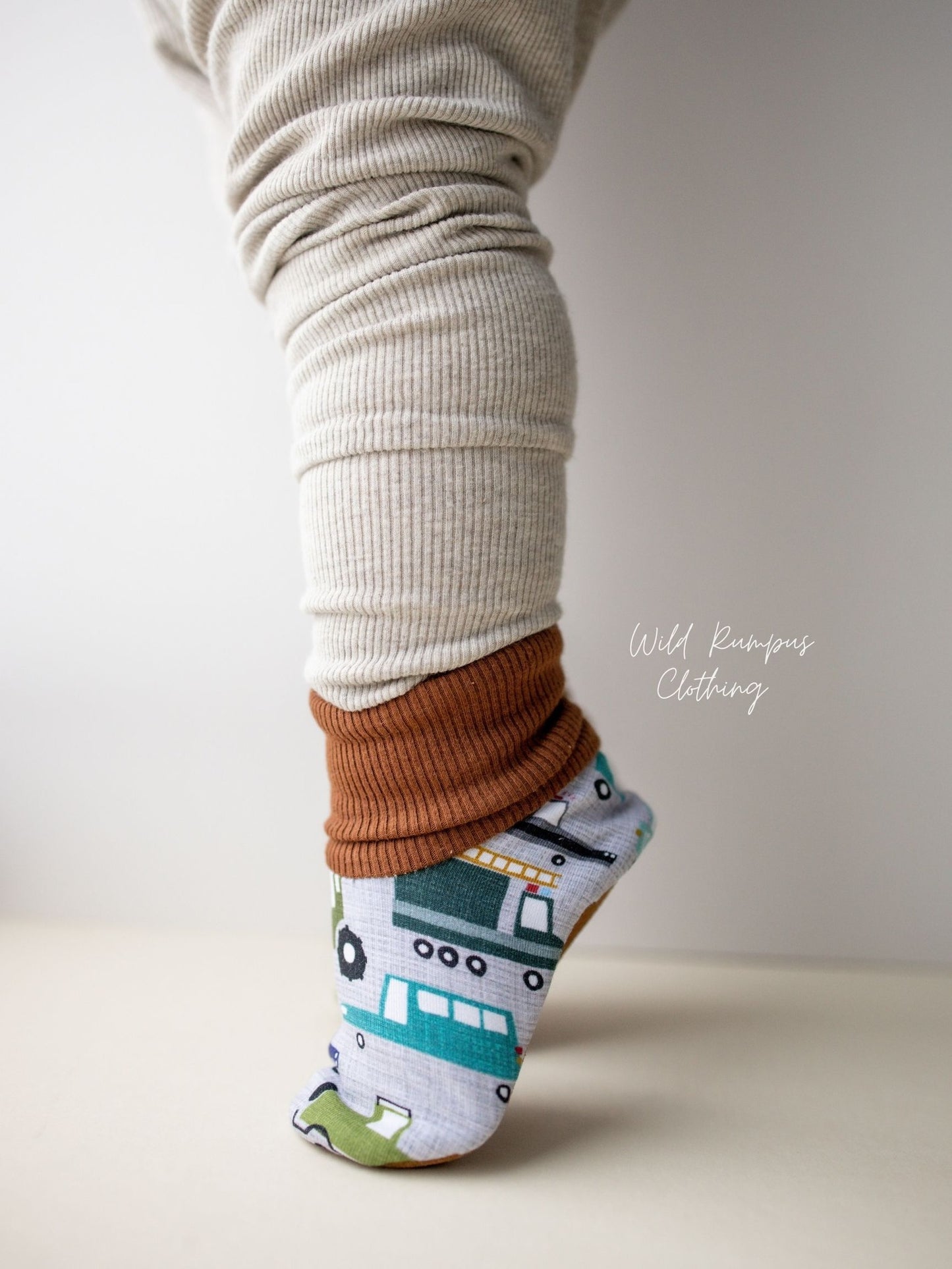 Baby Slip-On Menta Booties